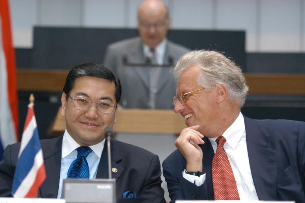 RA Eberhard J. Trempel, Aussenminister Dr. Surakia