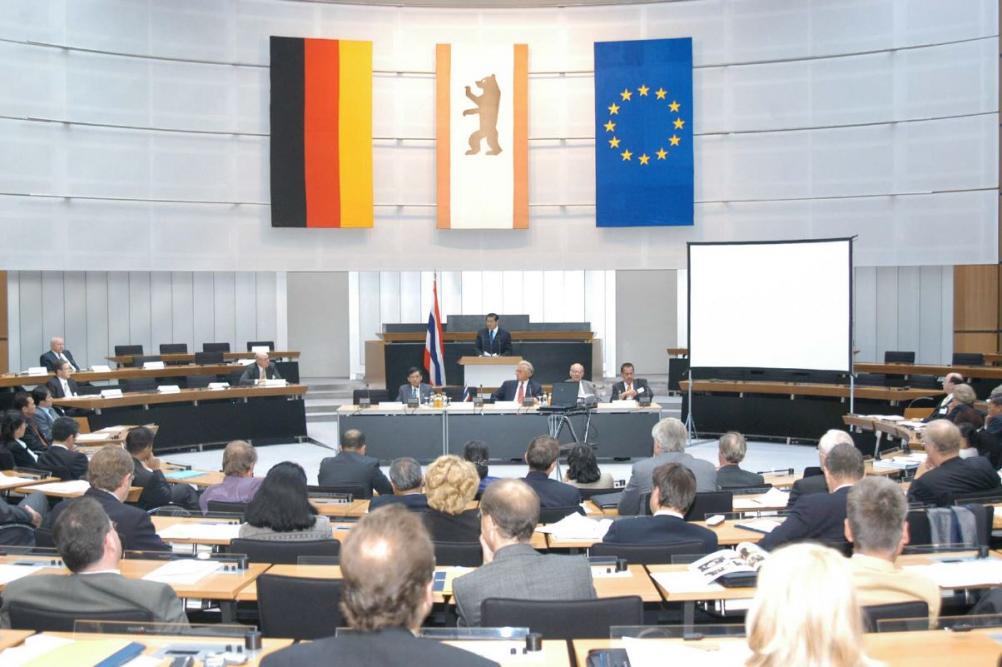 Sitzung des Thailand Forum anläßlich der Asien-Paz